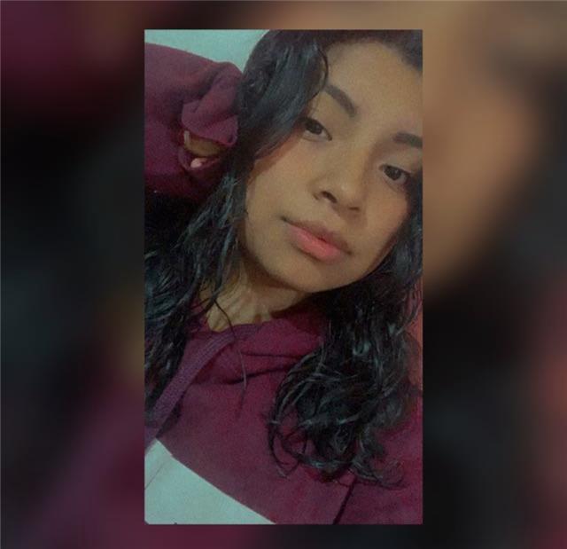 Alumna recién egresada de preparatoria, soy buena en matemáticas y sus ramas