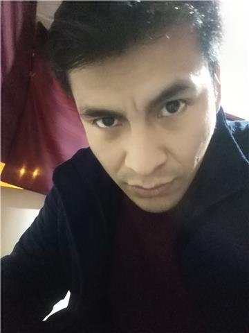 Profesional egresado de la Universidad Nacional de Trujillo, se brinda clases para estudiantes de nivel secundario en general