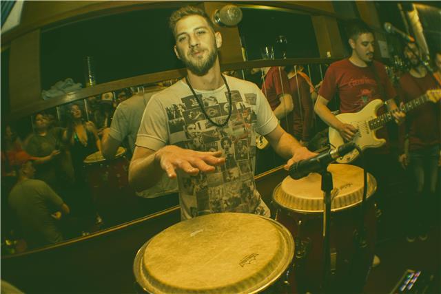 Clases de Batería y Percusión en Villa Crespo - prof. Sebastian Agüero