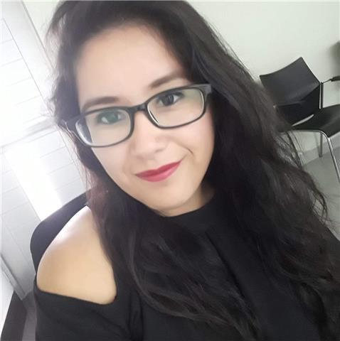 Soy profesora de Gestión y Marketing, dirigido a estudiantes y personas con negocio