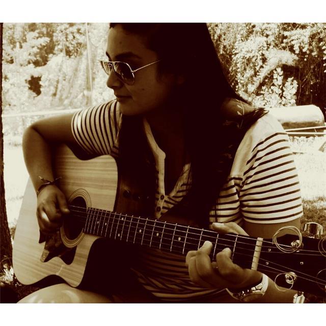 Clases de guitarra y ukelele