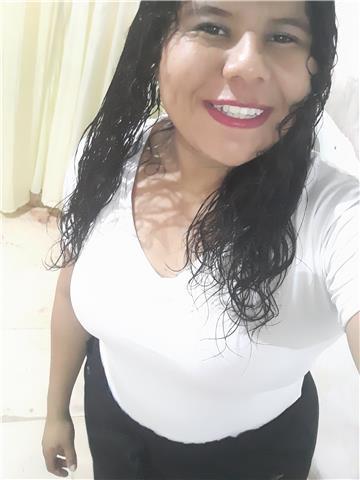 La profesora de Ingles , con un nivel conversacional , ofrece clases on line en Barranquilla (Soledad )