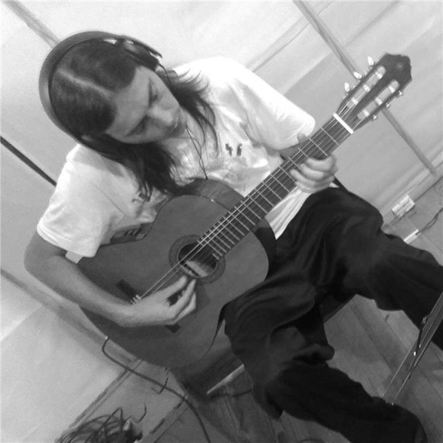 CLASES ONLINE DE GUITARRA