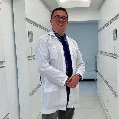 Médico General con capacidad de impartir clases de ciencias en escuela colegio y biología a nivel universitario