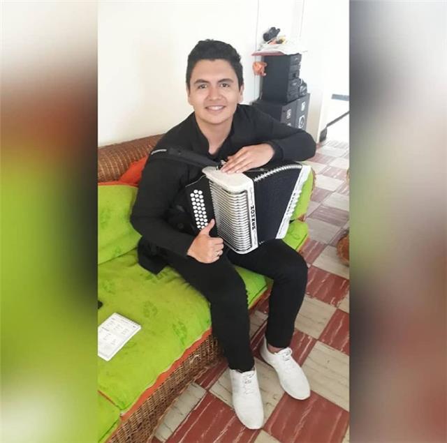 Profesor de música ofrece bases de acordeón, caja, guacharaca y guitarra a domicilio