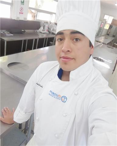 Técnico nivel superior en Gastronomía Internacional con diplomado de especialización en gestión gastronómica