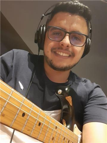 Clases de guitarra para todos los niveles y edades!