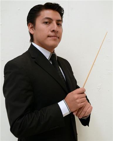 Profesor de música con capacidad de instruir en diversos instrumentos a personas de todas las edades