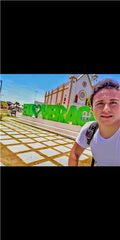 Profesor de inglés reconocido por el centro de idiomas de la Universidad de Piura (Udep) y la Universidad de Cambridge.
Apto para la docencia de niños, jóvenes y adultos