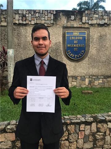 Ingeniero civil recien graduado