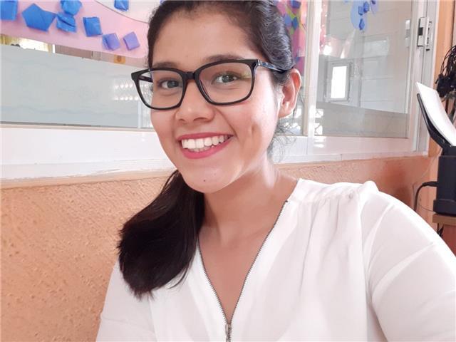 Maestra de inglés con 2 años de experiencia, ofrezco clases de inglés y regularización en Veracruz modo online a niños y jóvenes. Cuento con certificaciones de Cambridge y TOEFL que avalan mis conocimientos