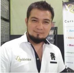 Profesor de programación de tarjetas arduino, robótica y asesoría en proyectos