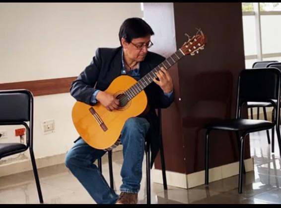 Clases particulares de guitarra clásica, contemporánea y escritura musical